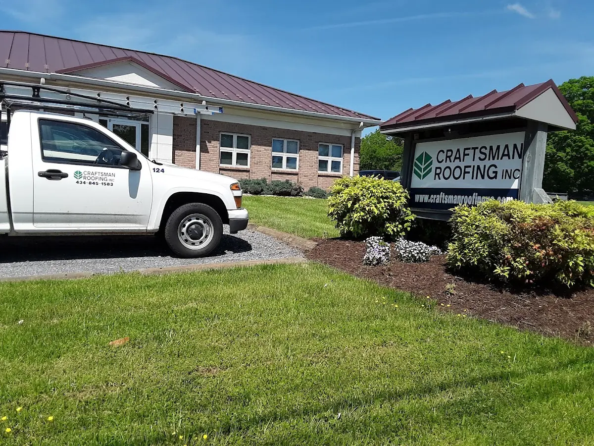 Quality Hail Damage Roof Repair by experienced craftsmen in Monticello Colleyvlle